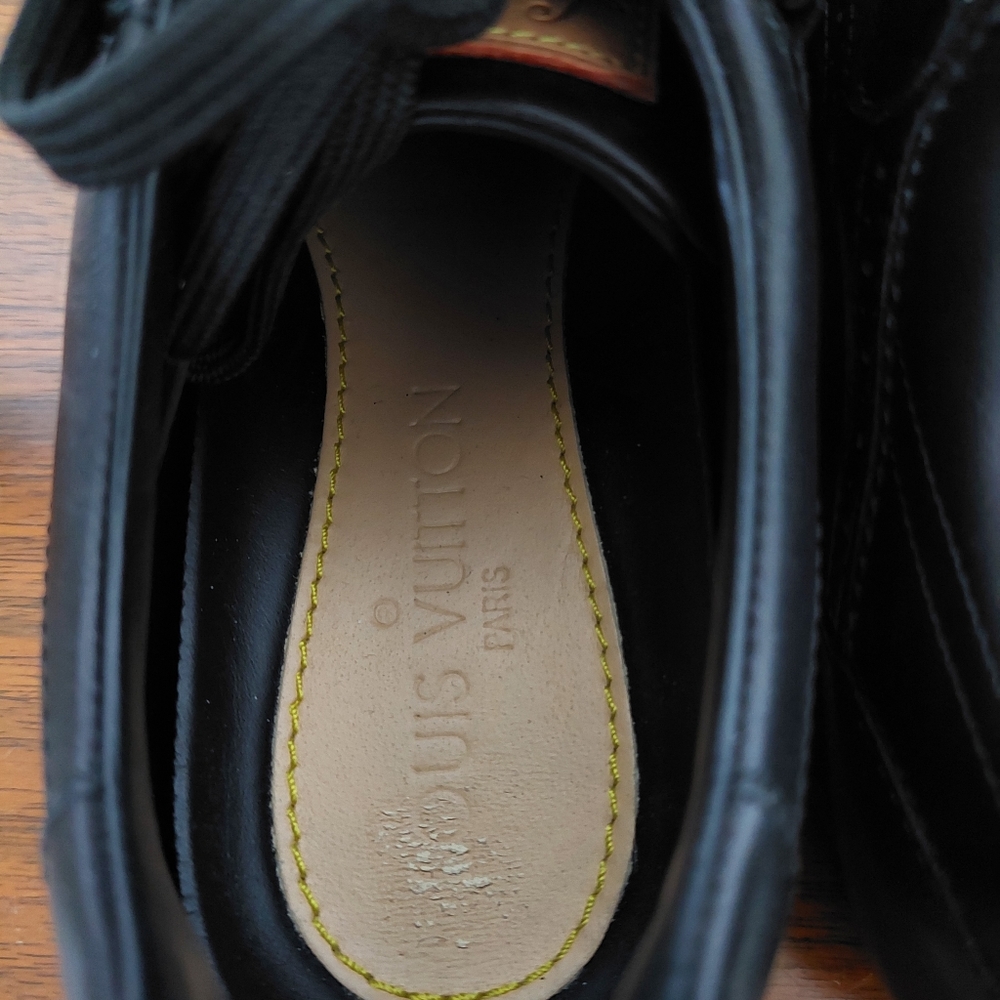 Louis Vuitton Leather Sneakers Sz 7 - Picture 7 of 11